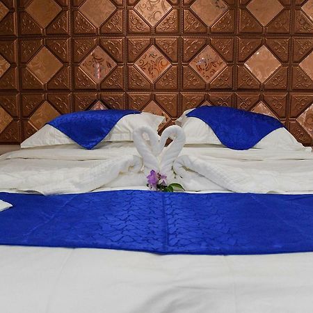 The President Hotel Нанди Экстерьер фото