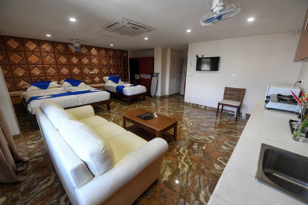 The President Hotel Нанди Экстерьер фото